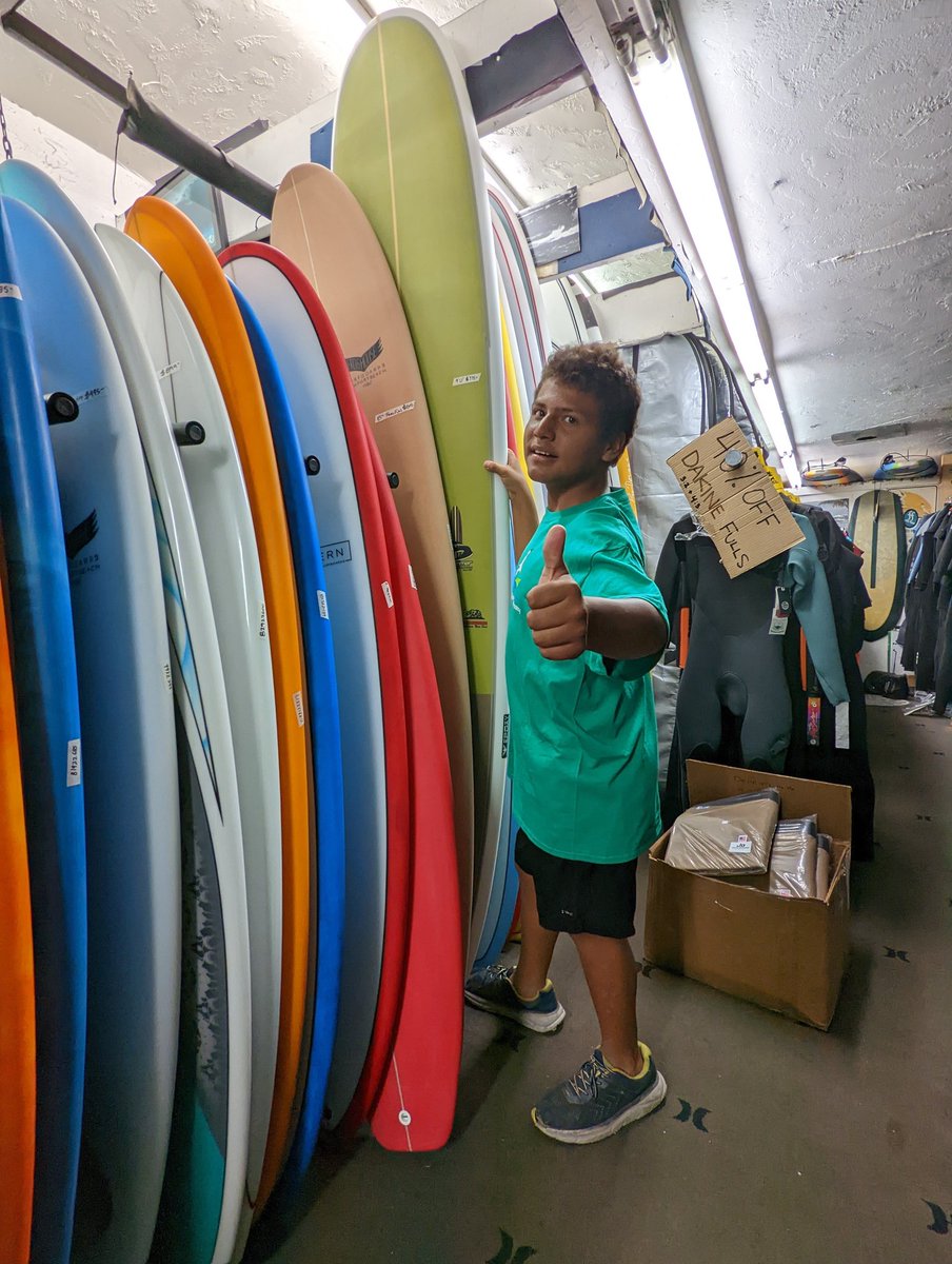 Lydia Romero-Cruz Academy <a href="/CTEsausd/">CTE Santa Ana Unified School District</a> teacher Mr. Bill Raymont &amp; his amazing students #ideate with Frog House Surf Shop in Newport Beach about what they want to create from the plastic they collected during <a href="/TheCACoast/">The California Coast</a> Coastal Cleanup Day
#WeAreSAUSD #SAUSDGraduateProfile
#design