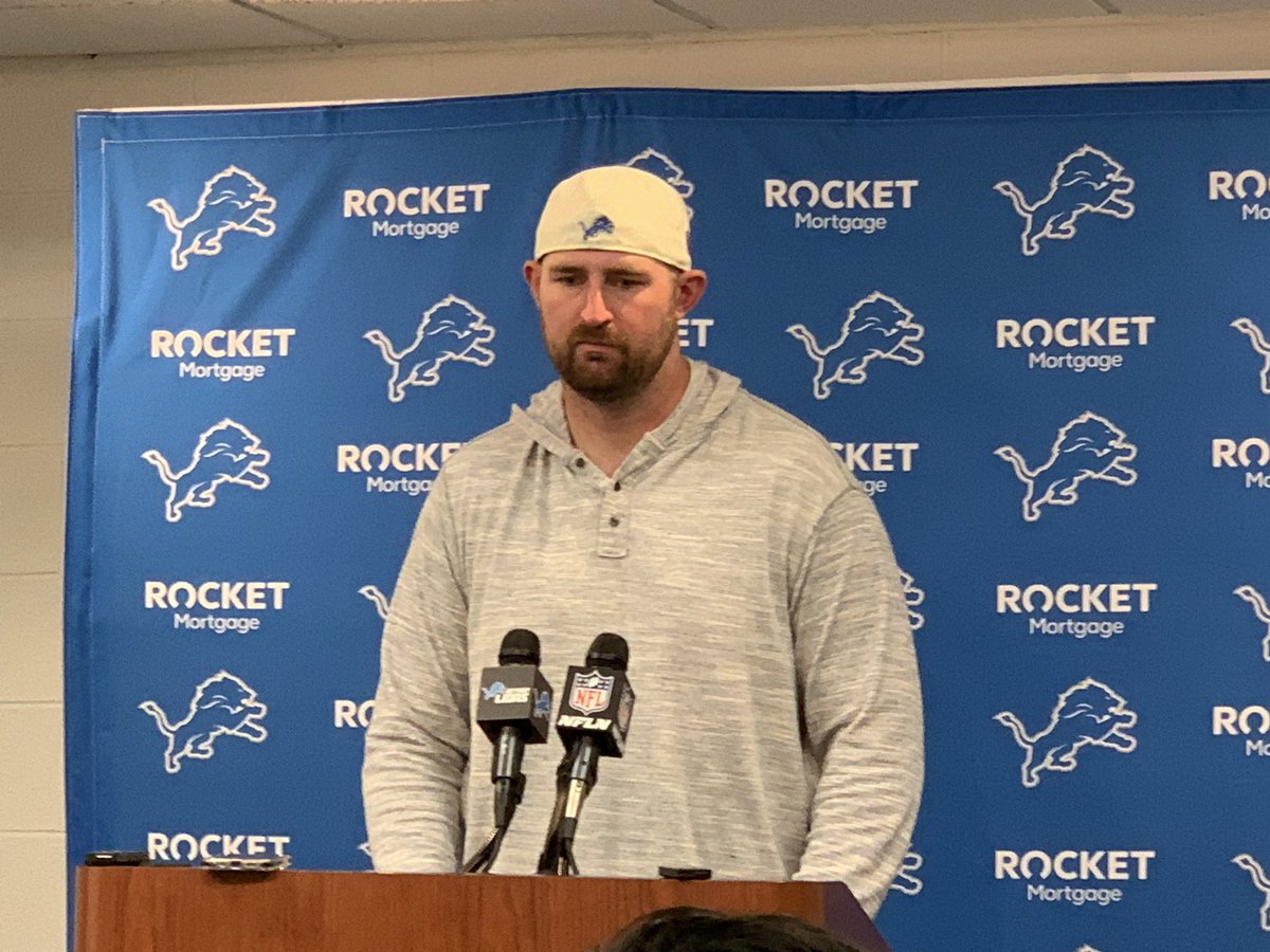 Dan Campbell sent reserve OL Dan Skipper to the podium before any player today — after the first W. 

Skipper’s been a PSquad guy here for a long time, does whatever’s asked. Played OG for the first time today and is now here to tell his tale. 

The Detroit Lions, folks.