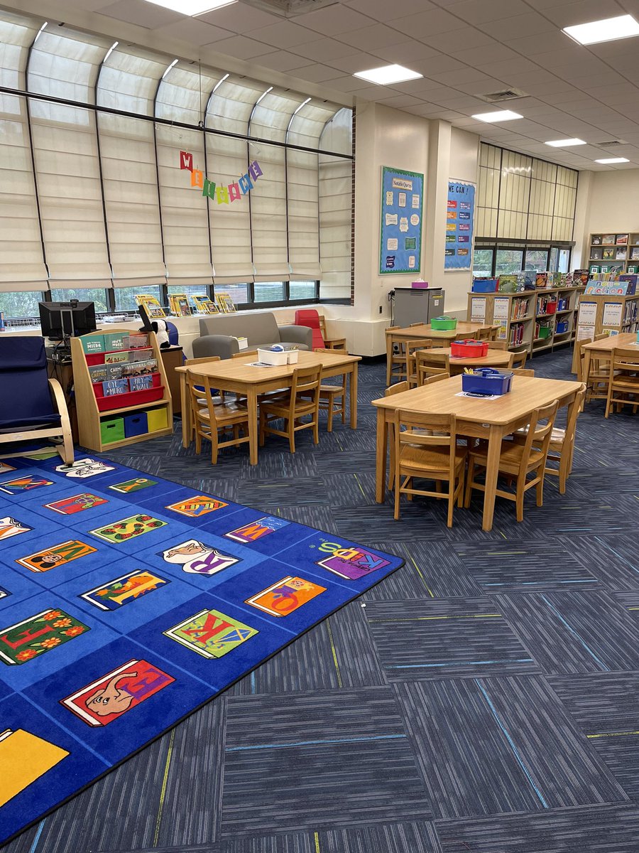 📚So happy to welcome friends back to the <a href="/GWElem_WP/">GW Elem School</a> library today! 📚