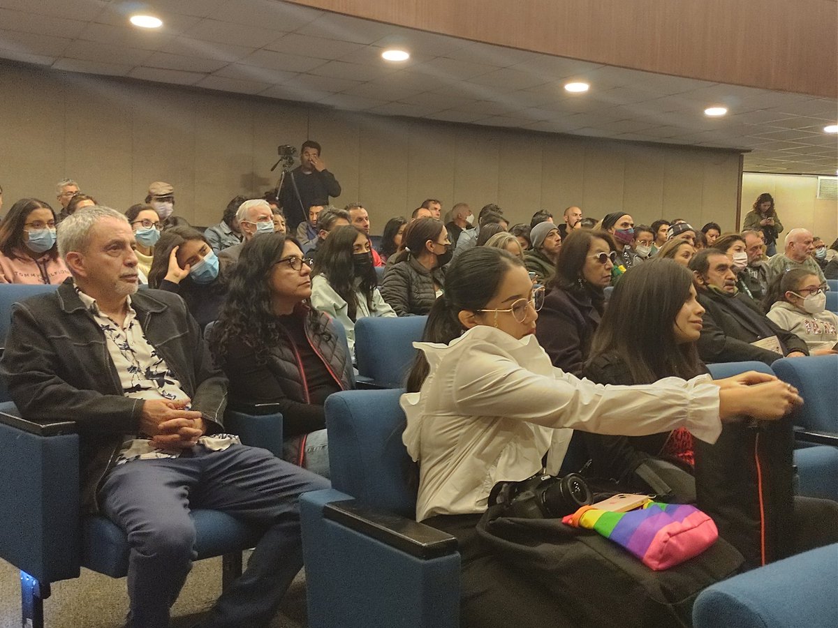 ambientequito's tweet photo. #ECOADOR abre con el film "Tigre Gente" que cuenta la historia de como el trabajo en equipo del Parque Nacional Madidi detuvo a los traficantes de jaguares en Bolivia.
#QuitoParaVivir
#QuitoVerde https://t.co/oGrlLPLs9e