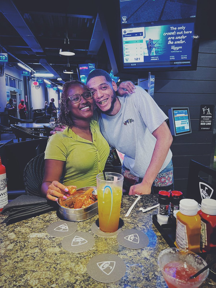 _nwnl's tweet photo. All smiles on this side 💜🤞🏽 https://t.co/vGufE3JC2C