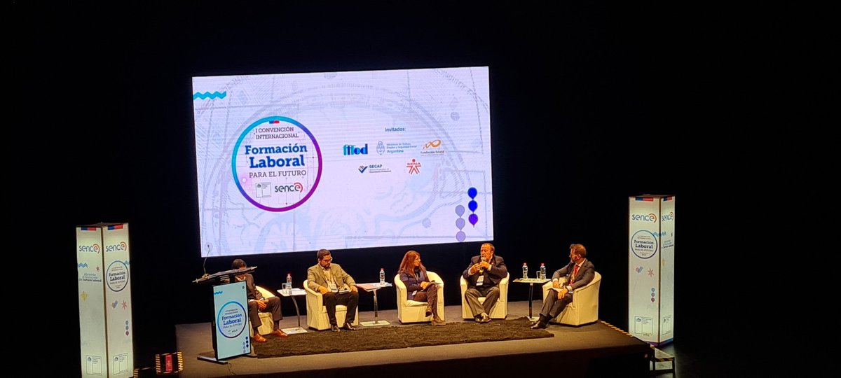 fenacenco's tweet photo. Hoy @sindicatoparis y @fenacenco participando en Convención Internacional de Formación Laboral para el Futuro con la excelente partida de.
Es excelente poder participar y vivir experiencias que suman.
@seremi_trabajo @SusanaCalderonR @SubsecTrabajo @MinMujeryEG @camila_lazom https://t.co/0LVGhse5KF