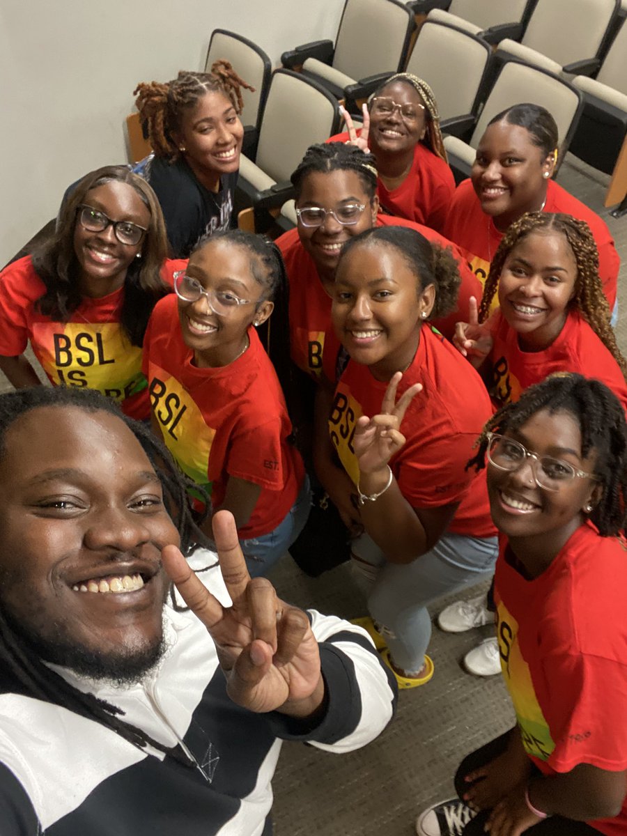 Its_Granddaddy's tweet photo. So I did a thing and messed around and became @VSU_BSL New Campus Advisor. I’m lit 🔥 The E Board 🔥This about to be a 🔥 year. Let’s put in the work! https://t.co/VdjQcA23kM
