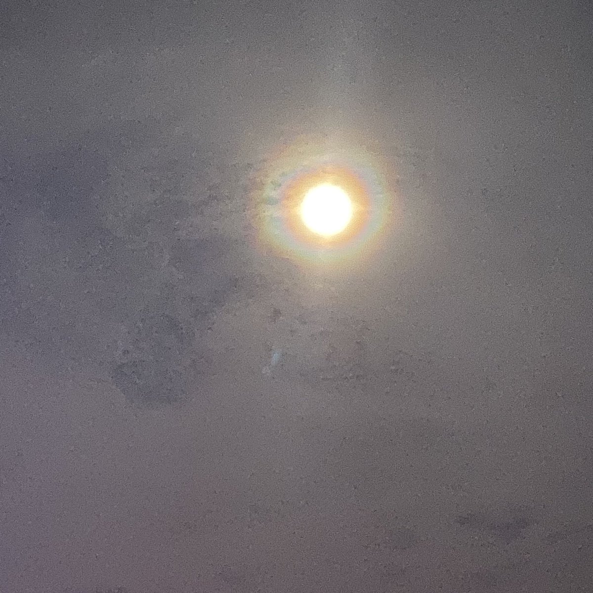 FrayaFeng's tweet photo. the moon for mid-autumn festival https://t.co/5AJGaKLDdH