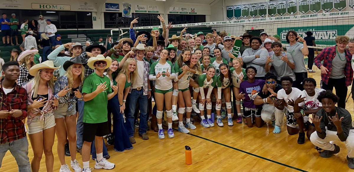 fmhsvb's tweet photo. Greenies get the win over district rival Riverdale!! https://t.co/1zo8Fji8cz