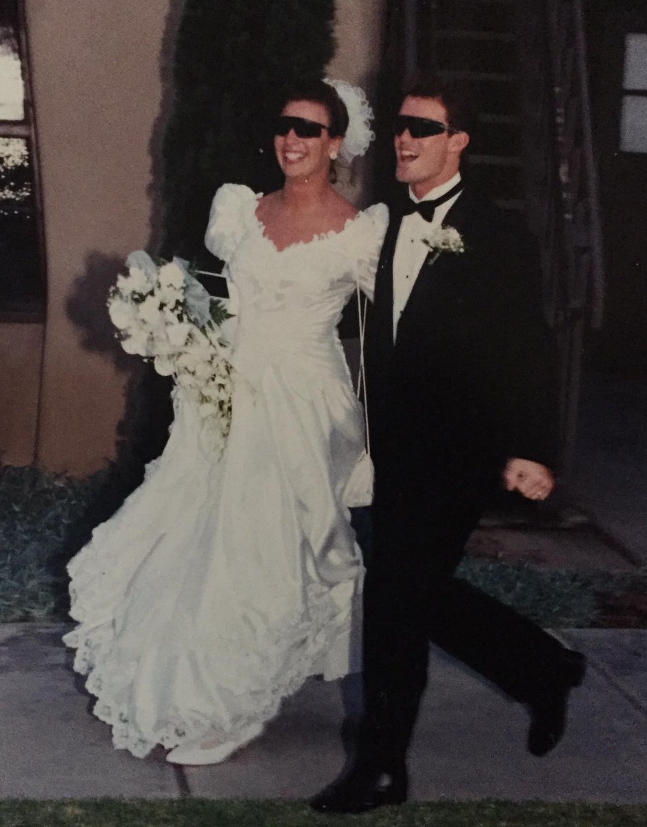 SymbioShari's tweet photo. Celebrating our 30th Wedding Anniversary today! I'm thankful to have a spouse that supported me behind the scenes in so many ways as Michael Dorvillier and I were building @symbiofinancial. #weddinganniversary #womenbusinessowners  #sandiego https://t.co/qWjax1ON1H