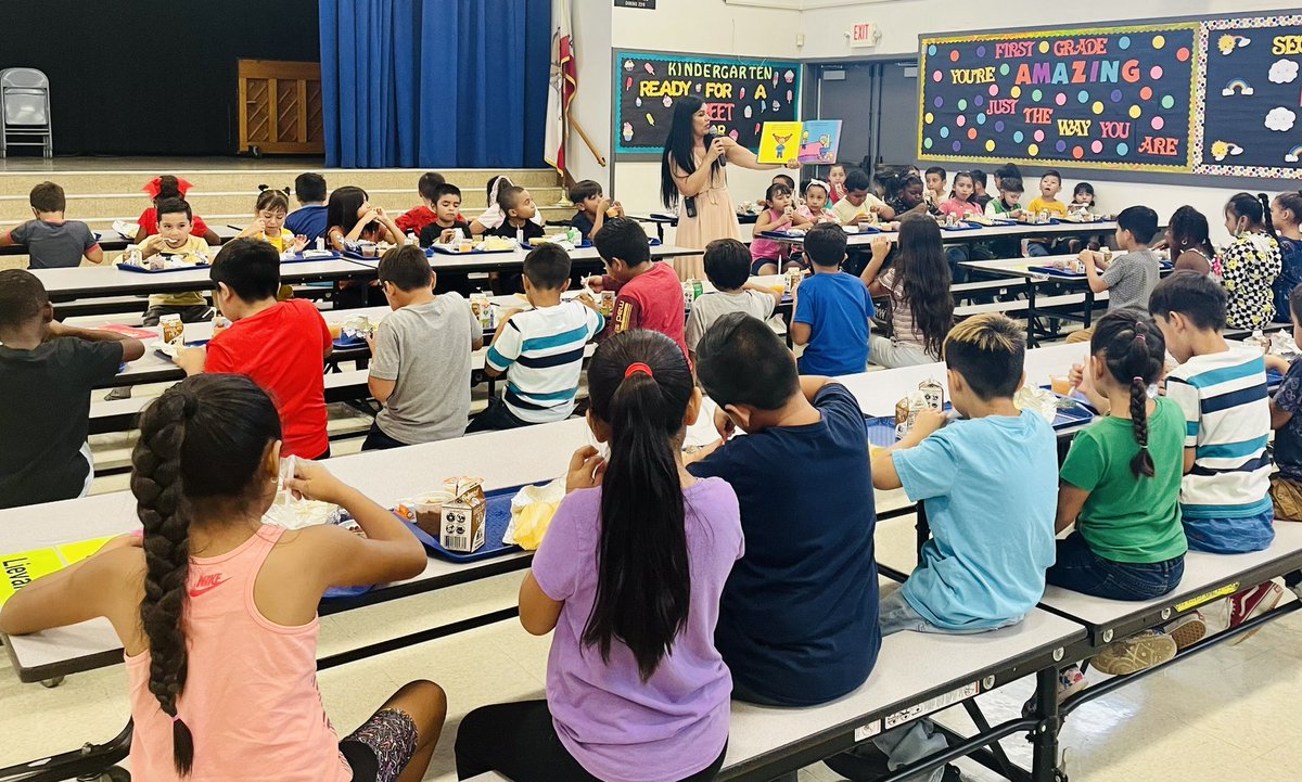 Happy National Read a Book Day! 📚 Love reading to all my Falcons!! <a href="/JohnC_Fremont_/">John C. Fremont Elementary BCSD</a> <a href="/Team_BCSD/">Bakersfield City School District</a>
