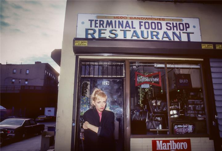 Portrait by Lynn Goldsmith, 1982. 

#ellenfoley #eightiesnyc #1980s