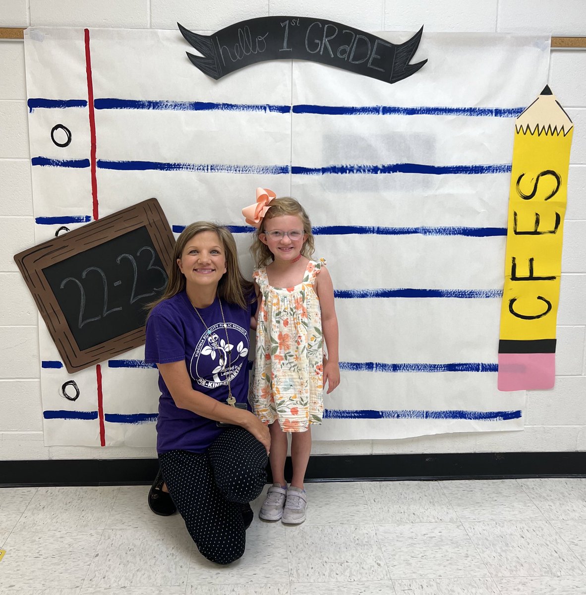 MrsDodsonVB's tweet photo. First day of Pre-K and 1st grade! A great start to the school year for both of us! #VBDayOne @vbschools @cfescolts https://t.co/1aJMas7Hge