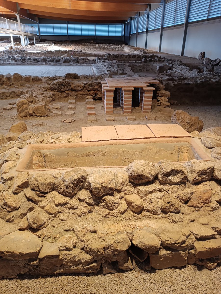 congresoepac's tweet photo. Segunda jornada de #EPACVI en #EPACactivo y gracias a @dipsoria hemos visitado la Villa Romana de Las Cuevas de Soria. #congresoepac https://t.co/hWttADvWHc