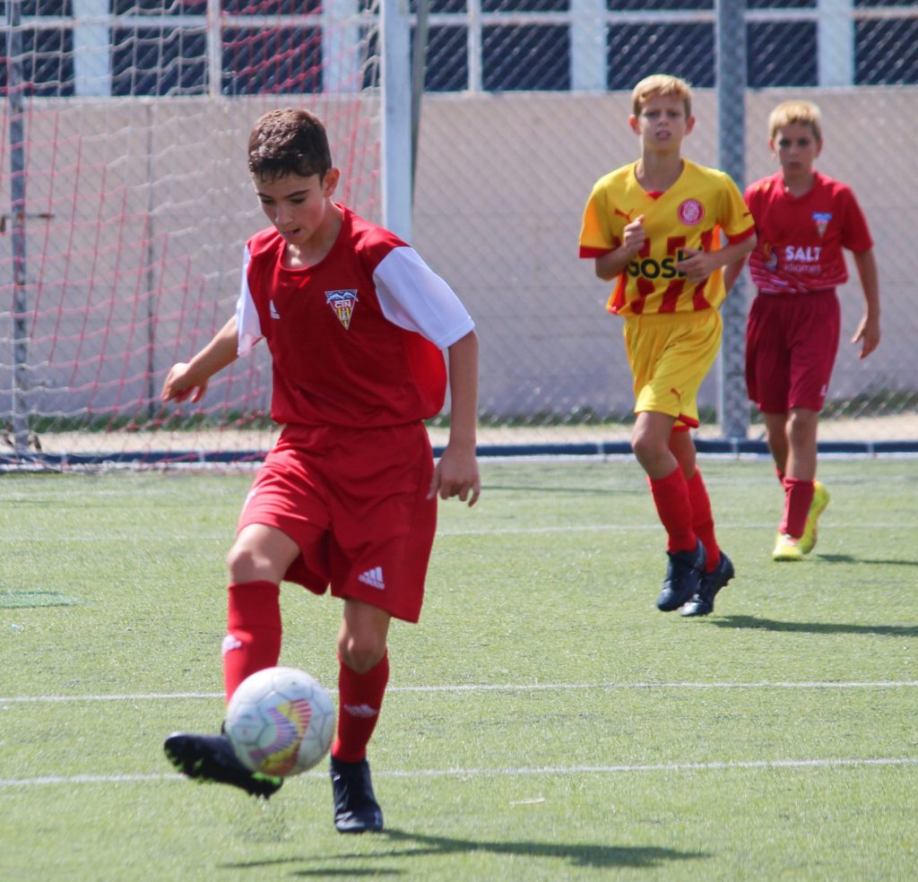 CanalTerrassa's tweet photo. 🏆⚽️| CN Terrassa, CE Sant Gabriel i UE Sant Andreu, guanyadors del 28è Torneig de #FutbolBase

▶️https://t.co/Y60sxoNuGe #Terrassa #esportstrs #futbolcat 

[Font 📸: @CNTfutbol] https://t.co/tfMsdZDLVL