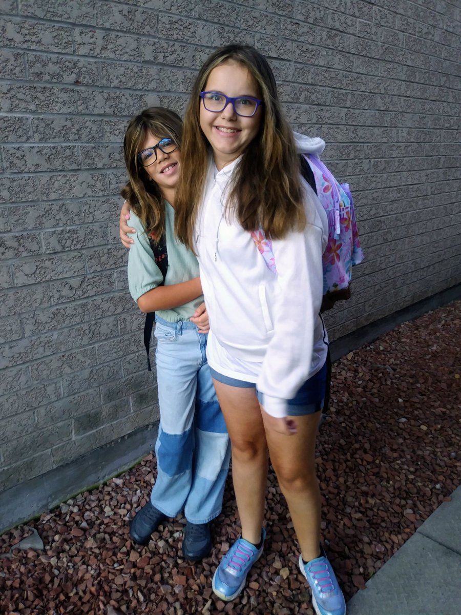 lsaroli's tweet photo. The start of another school year.  Off to Grades 5 &amp; 8 https://t.co/QS5fm0e80k