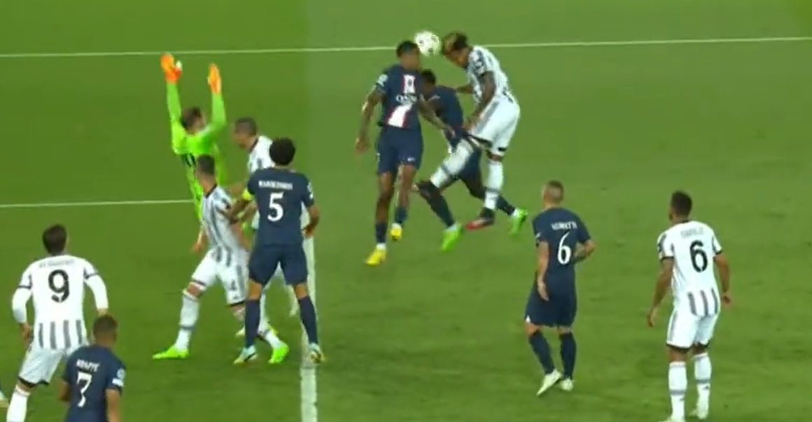 copperminer6's tweet photo. McKennie puts Nuno Mendes on a poster. https://t.co/UlVD1ti7YD