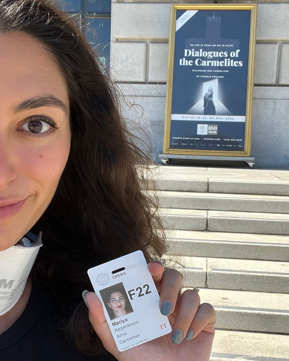 emkayster's tweet photo. First day @SFOpera! So excited to be spending the fall getting very depressed about this gorgeous opera #DialoguesDesCarmélites #SFOpera100 https://t.co/9EuKBMQyO7