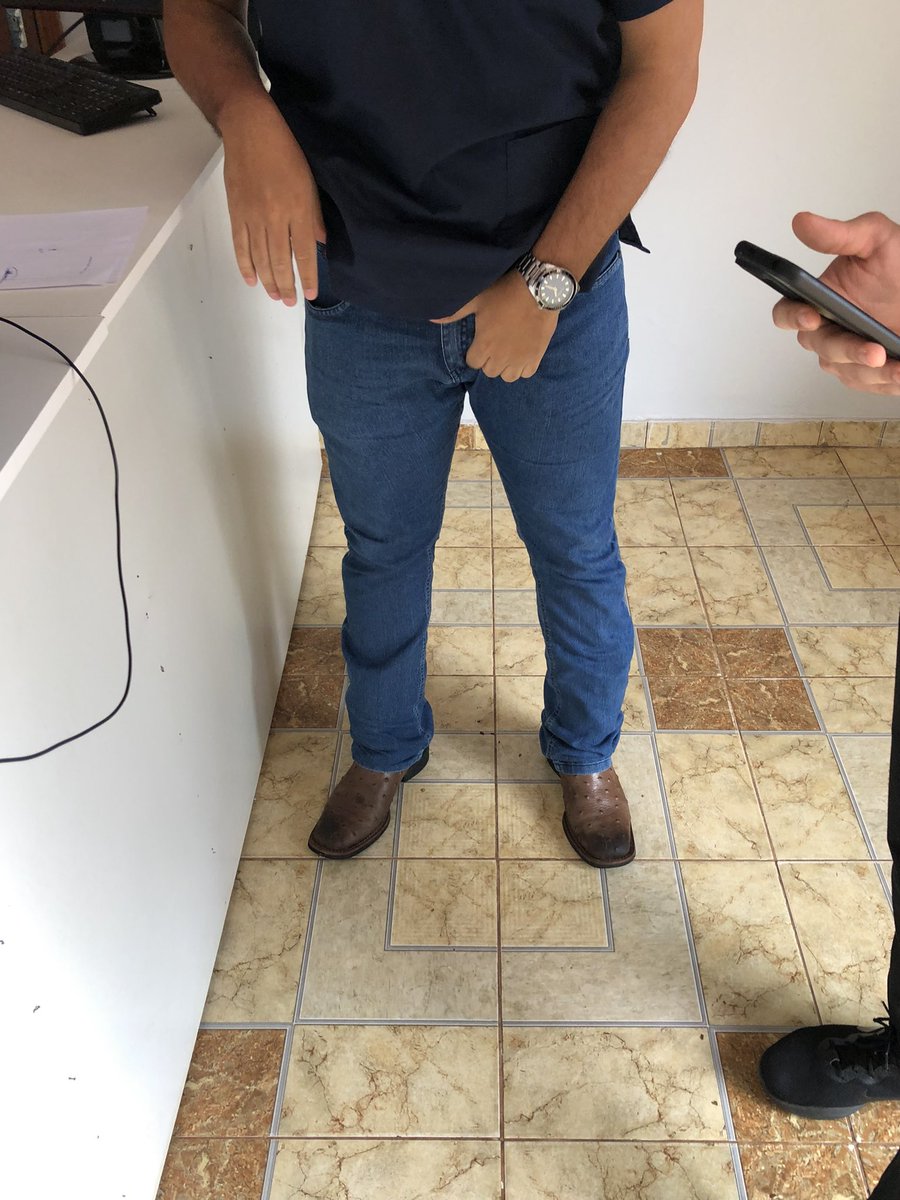 CaioMs15's tweet photo. Olha só o volume desse agroboy 🍆🤤🙈 https://t.co/i85n7OFJhL