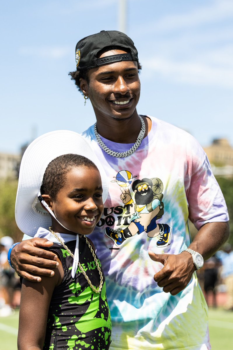 Will Sussman tweet media