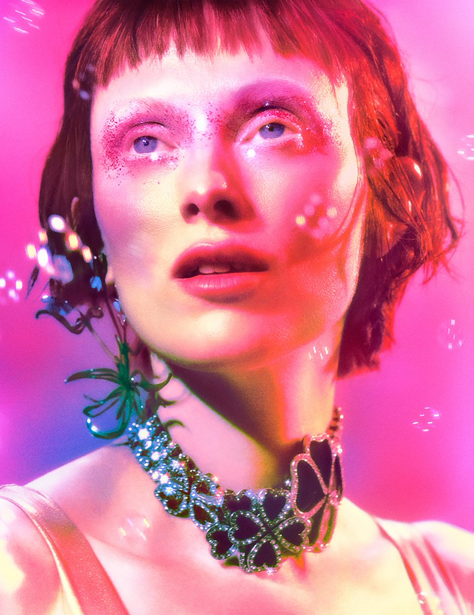 artpiles's tweet photo. karen elson for the face magazine winter 2021 issue shot by elizaveta porodina https://t.co/XJN6mq7klH