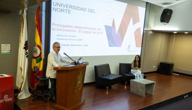 UninorteCO's tweet photo. #UninorteNoticia | En el marco del convenio entre Uninorte y la @WIPO para apoyar la mejora y el acceso a la educación superior de propiedad intelectual, el subdirector general de la organización realizó un conversatorio para nuestra comunidad. ⚖️📚

👉 https://t.co/7u9uS9At5l https://t.co/b4qakmjhFC