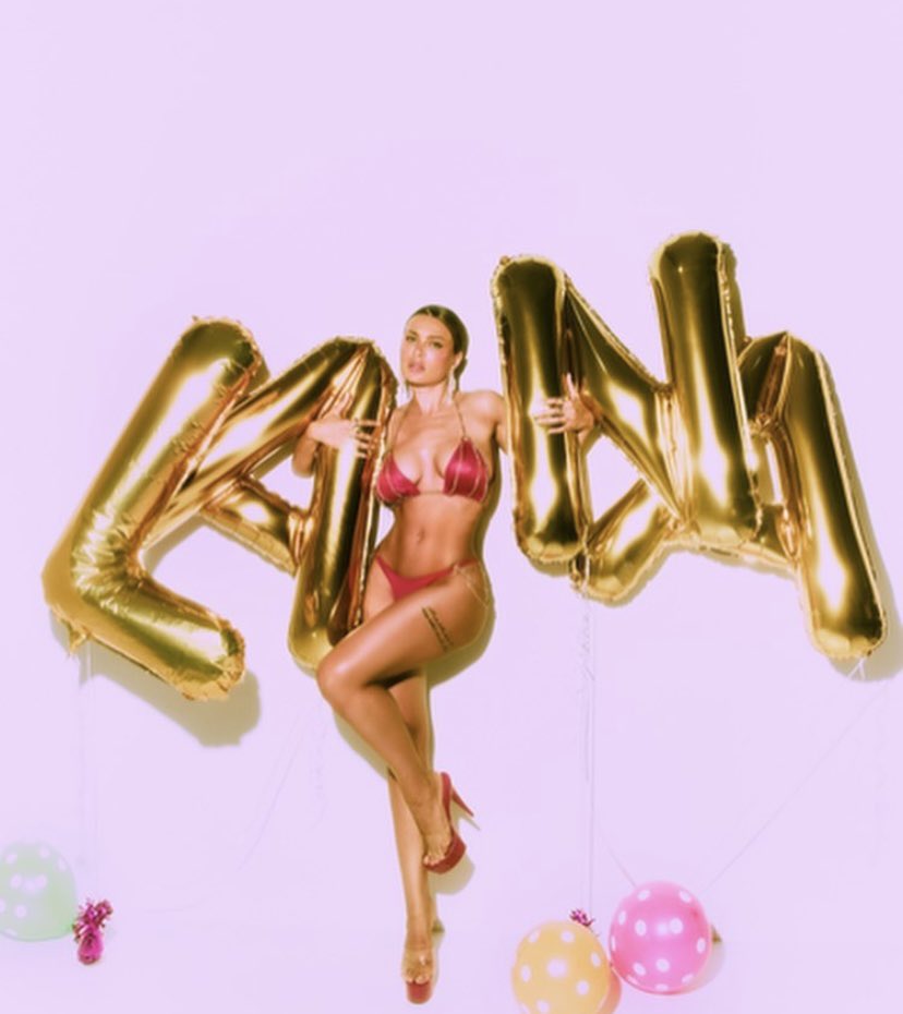 lana rhoades on Twitter "Happy birthday to me 🎉🎂🎈🎁🎊 https //t.co