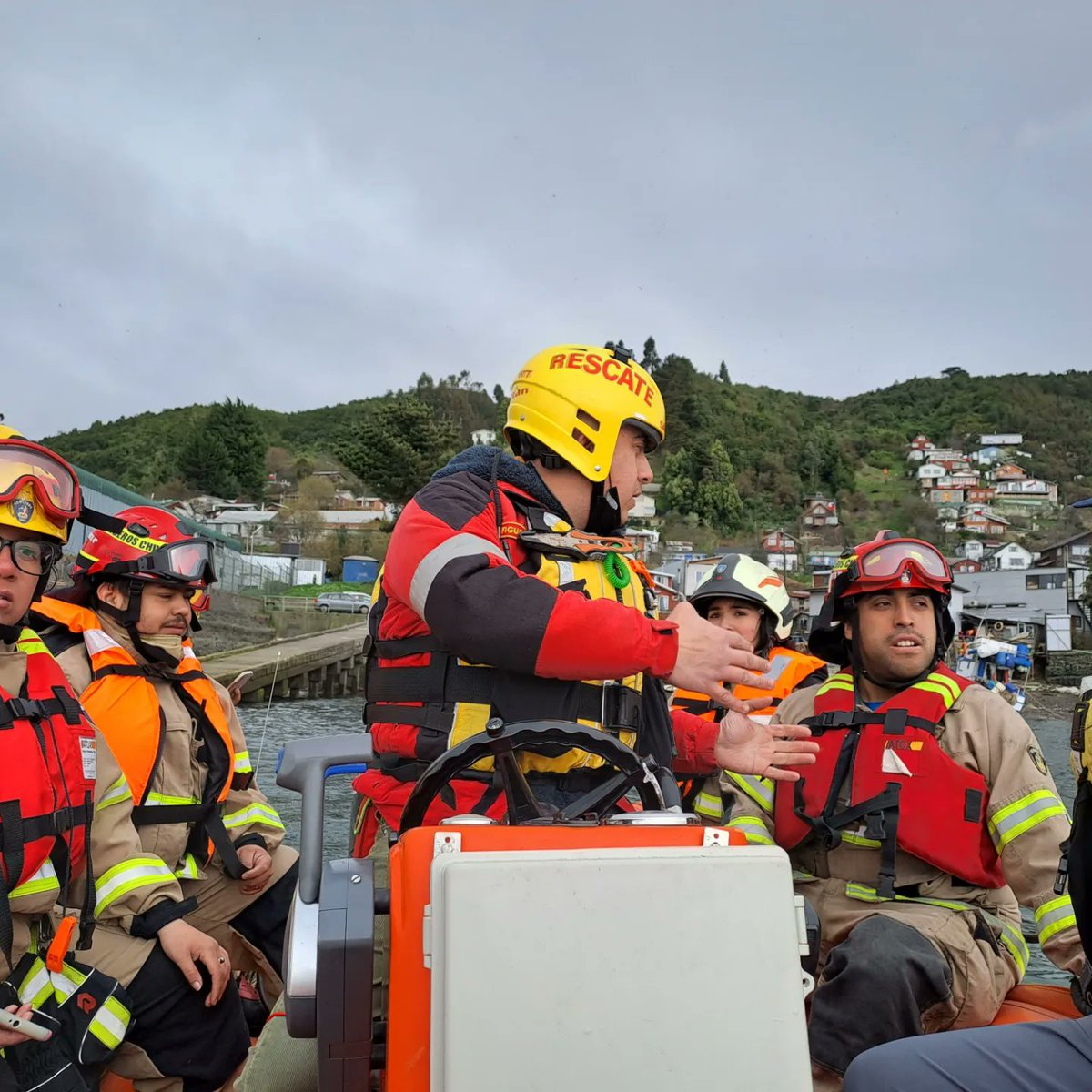 Botes Salvavidas Puerto Montt tweet media