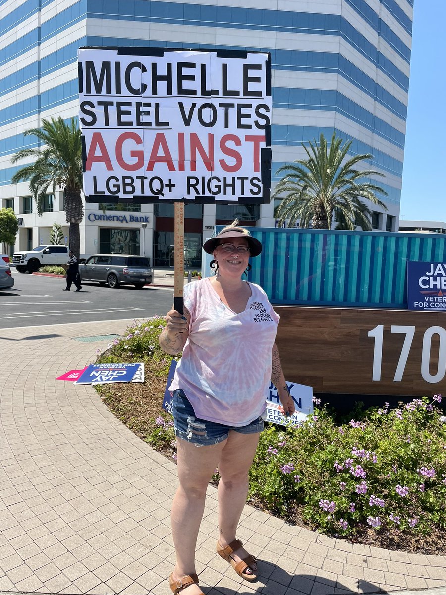 SallySanders123's tweet photo. Join us every Tuesday until Election Day in November when we vote @MichelleSteelCA out! Beach and Warner in front of her office. @OCCAHuddle #BansOffOurBodies #bodyautonomyisahumanright
#LGBTQIA https://t.co/4zA9Z0hvlQ