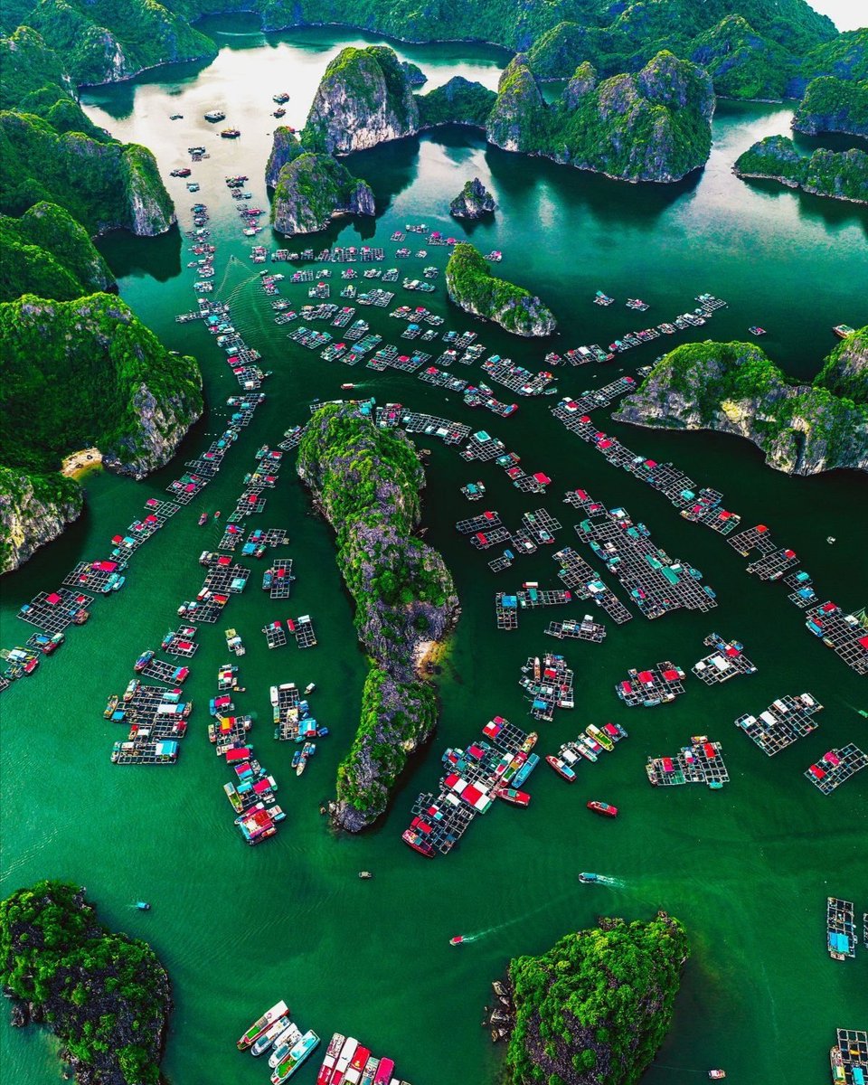 Fabulous aerial view of Ha Long Bay in Vietnam 🇻🇳❤️💛💚
