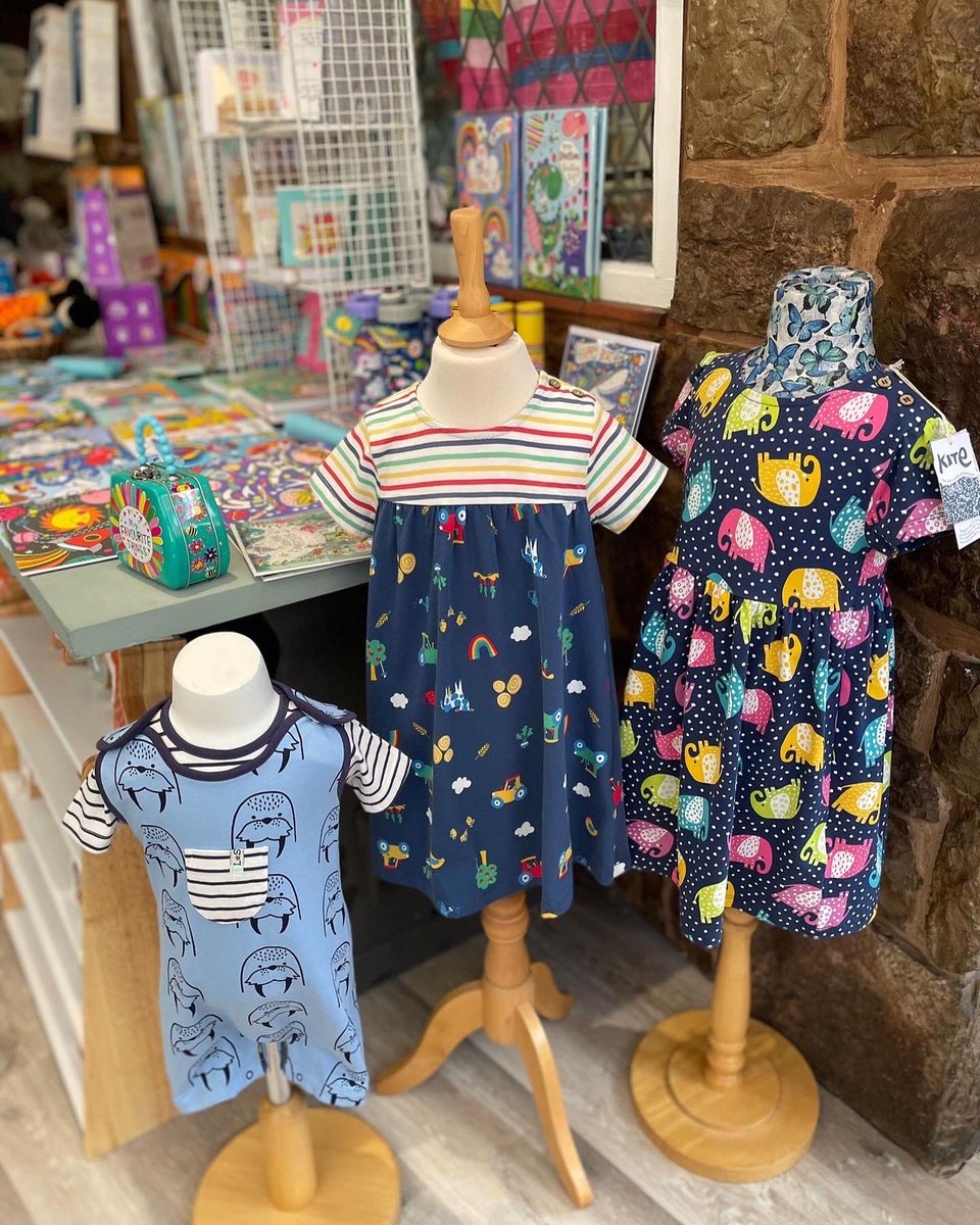 RainbowsDragons's tweet photo. Opening times:
Weds 7th Sept: 5pm - 6pm
Thurs 8th Sept: 5pm - 6pm
Fri 9th Sept: 10am - 4pm
Sat 10th Sept: 10am - 4pm

Our clothing sale will end on Sunday 11th Sept to make way for our new stock, we have up to 50% off selected items.

#rainbowsanddragonsabergele #northwalescoast https://t.co/WwdZD2ekNq