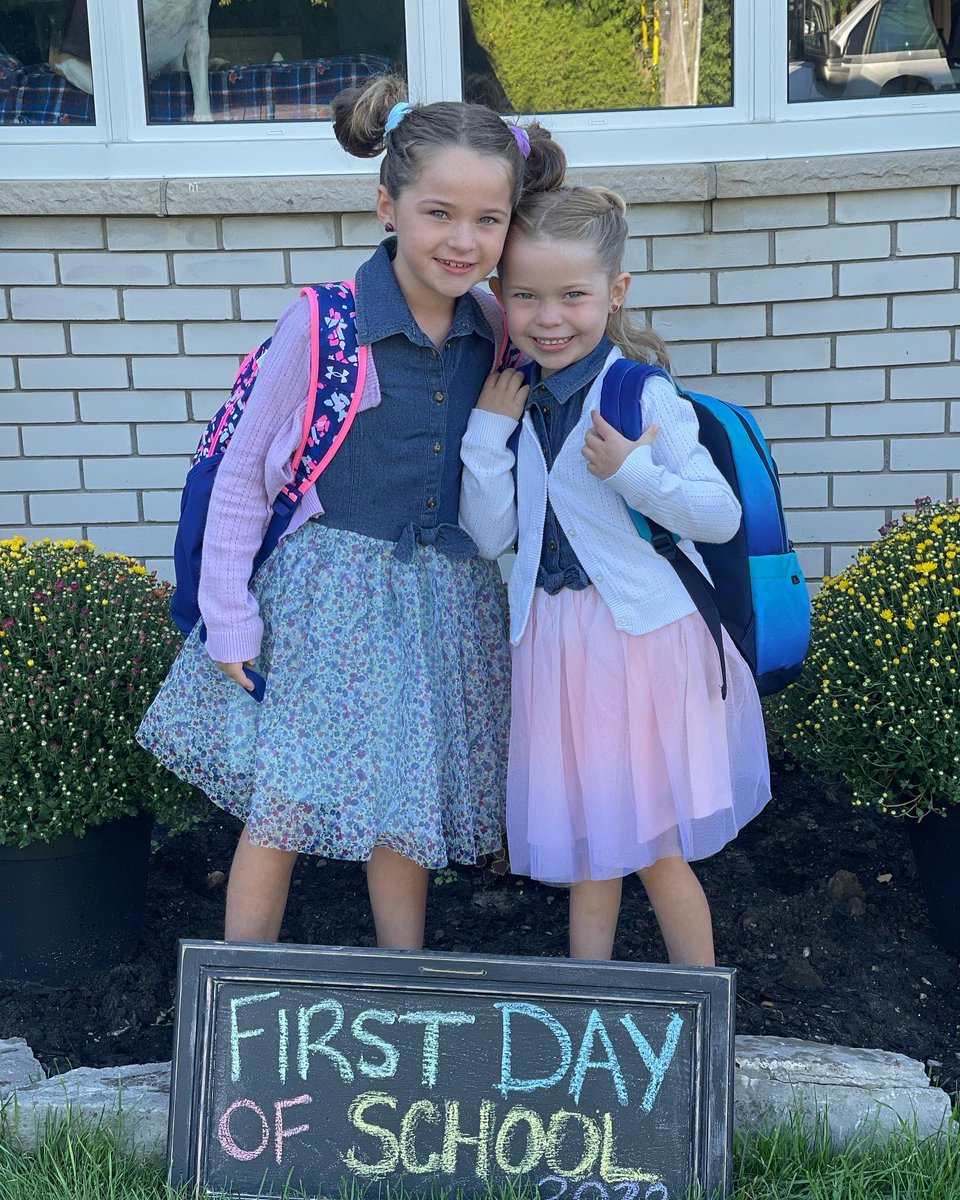 MissleilaP's tweet photo. Happy first day of 2022-2023. @kprschools @EastCitySchool #KPRFirstDay https://t.co/2wLXk2mSIR