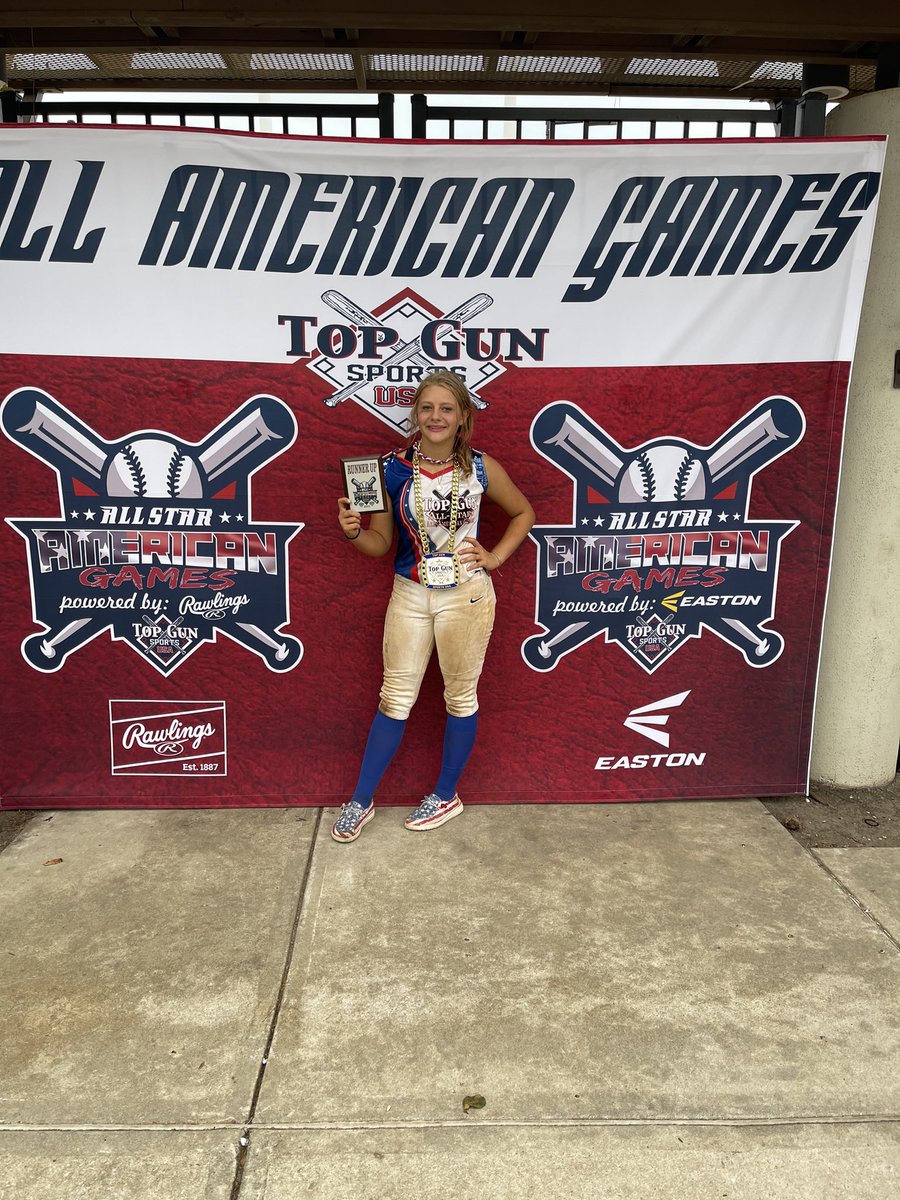 C35 Softball tweet media