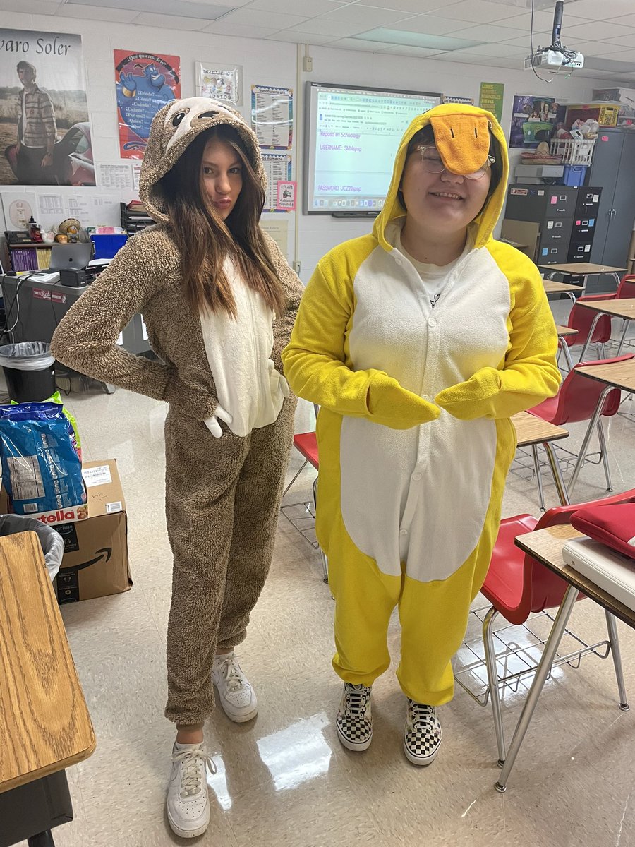 NRHSHOPE's tweet photo. @NRHSHOPE @NREVSD @NewRichmondHS  Today was the start of Hope Week.  Rise and Shine with Hope Squad.  PJs were worn to send the message “Be comfortable with who you are”.  Thank you Clermont Count Family and Children First for your support! #lionstrong https://t.co/8fgdXCWukW