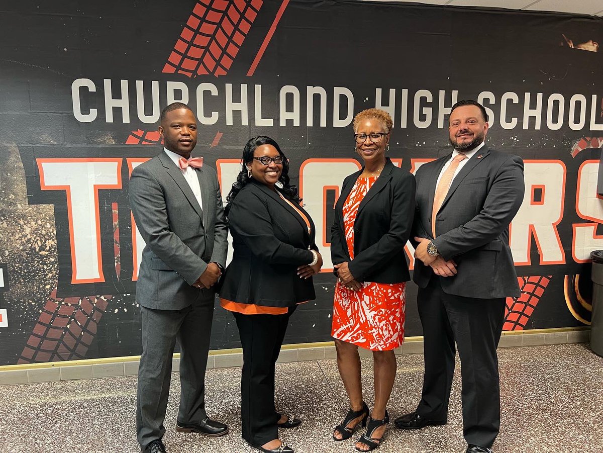 GoCHSTruckers's tweet photo. @DrGreenNRHS @CoachJOFFRION @MelZawodny @MillerShaka @drtonyaspruill @SufVAschools @EFES_Proud @EFES_Principal @CfcmsHawks @KubinakLHS @jfkwolverines @EaglesFbes @HeritageHS We may not have been invited, but the Trucker Admin Team is crashing the party! #CantTruckWithUs  #AlwaysReppin #TheLand #TruckerTakeover. Where you at, @ManorHS757 @ICNorcomHigh @WBHS_Bruins?? https://t.co/h0Ydsmdot4