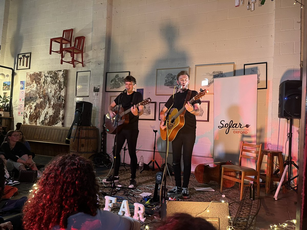 Our final act of tonight’s <a href="/SofarOxford/">Sofar Sounds Oxford</a> - the wonderful @wearepetneeds . Make sure to check out their new album coming out this Friday! 

Thanks again to all the acts and everyone who joined us tonight, make sure to follow tonight’s artists on social media and until next time!