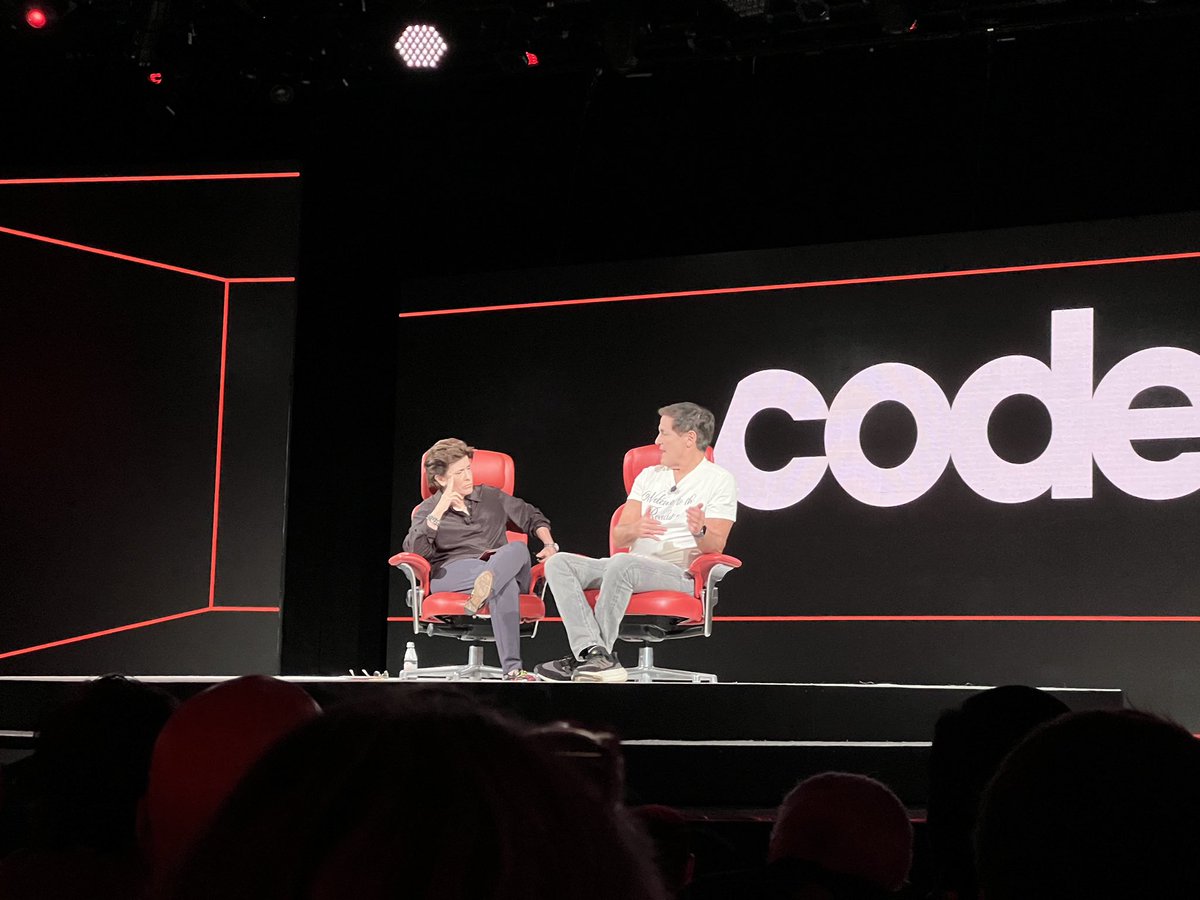 traviskatz's tweet photo. Amazing hearing @mcuban talk about his new company, https://t.co/2tjebaBtEC - bringing transparency and real savings on meds. Hats off. #codeconference https://t.co/gYB3Sh5yAh