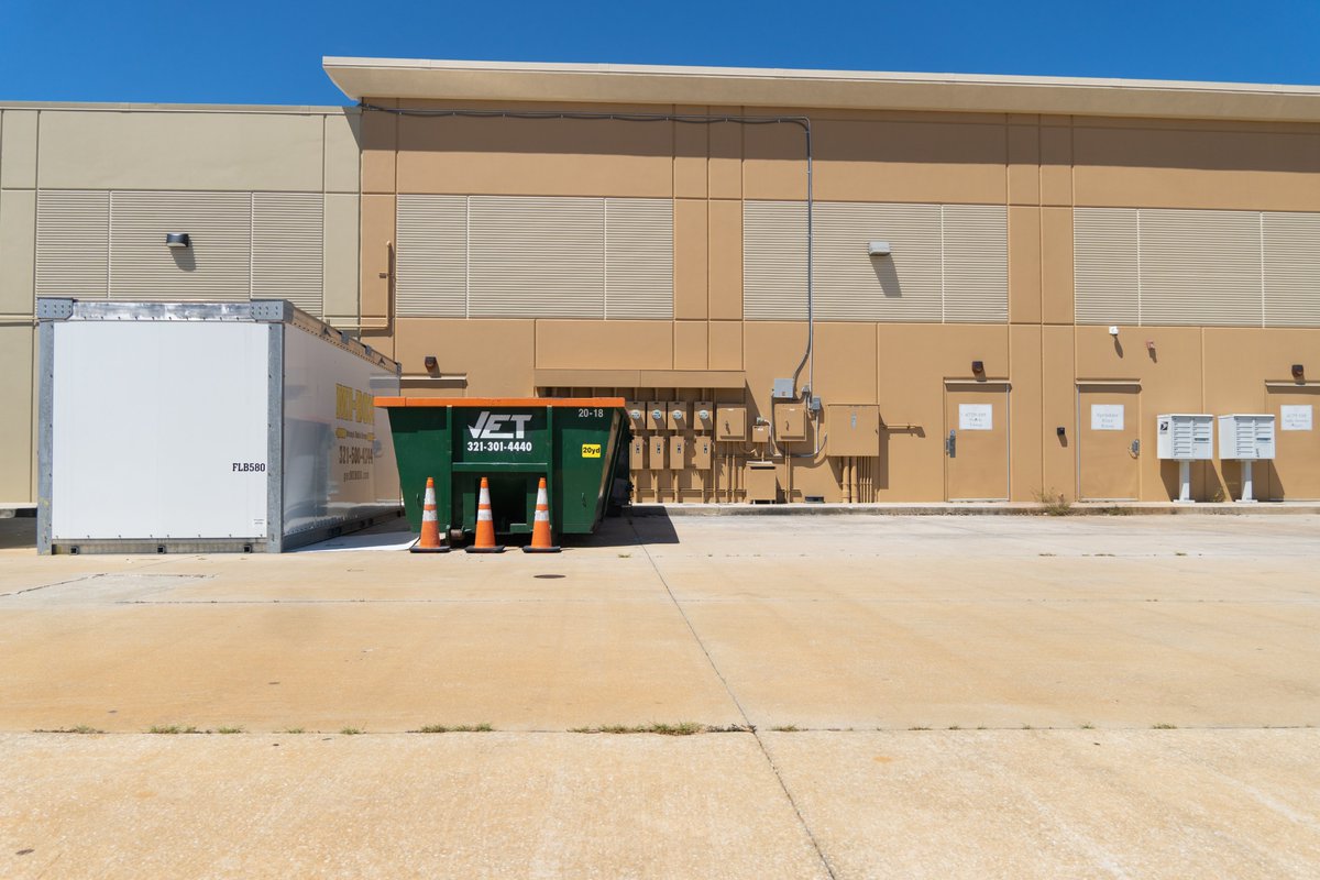 Looking for a dumpster rental in Brevard County, FL? Jet Roll Off Dumpsters is the go-to choice for homeowners, builders, &amp; businesses in the area! We offer lighting fast delivery along with superb customer service! Give us a call today, you wont regret it!

#dumpsterrental