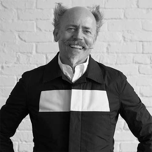 We have a great lineup of speakers for the Oct. 23 Emerging Brands Summit in Chicago! Join us to learn how to use your packaging to create a memorable brand experience from Founder and CCO of Tether, <a href="/stanhainsworth/">stanley hainsworth</a> . This is a can't miss session!
emergingbrandssummit.com/agenda/how-to-…