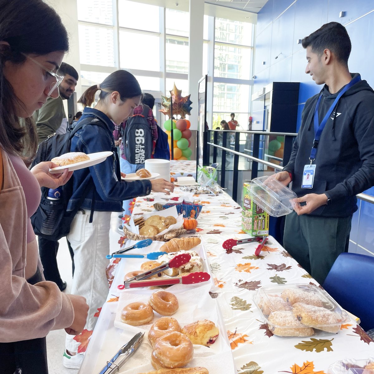 alexander_edu's tweet photo. Welcome new and returning students and thank you for joining us at our Welcome Week event! Missed out? Don't worry, we will be having our Welcome Week all week so join us for food and activities! #AlexanderCollege https://t.co/AV9yts0iuk