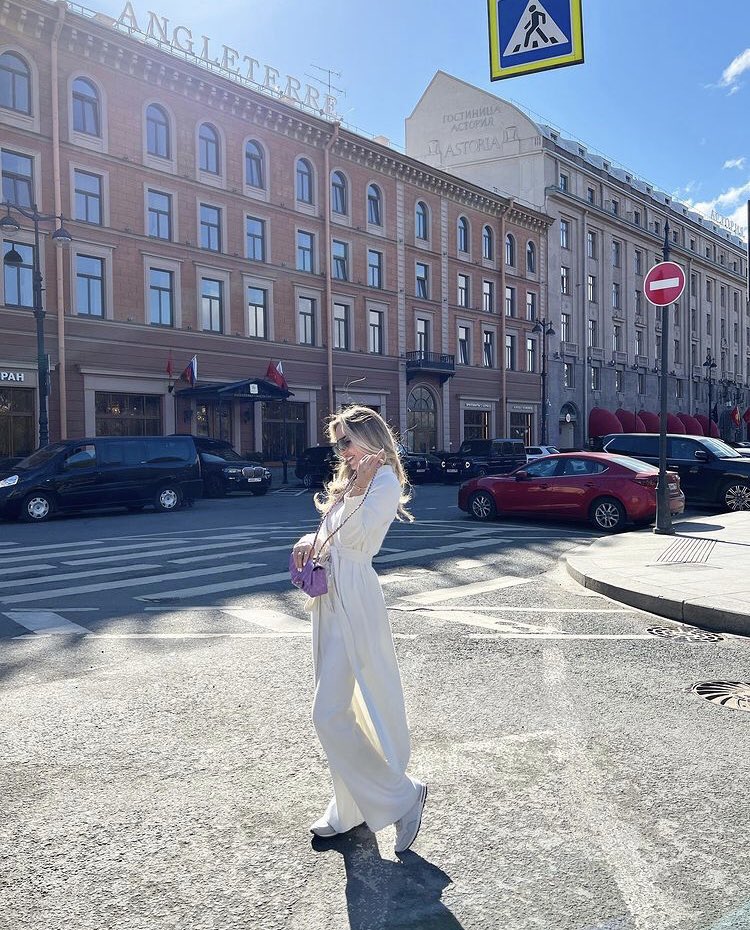 The happy day is coming to an end. Have you finished your plan today?😌