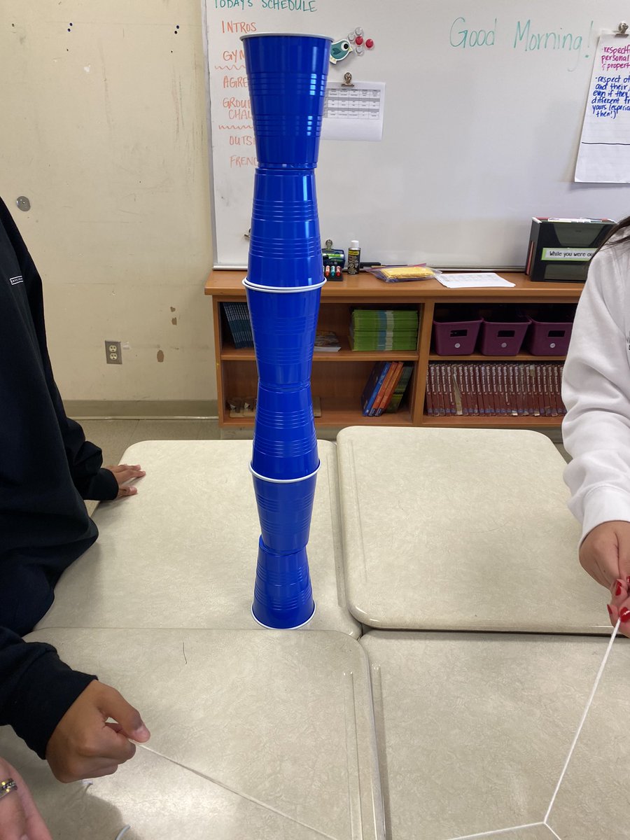 scott_classroom's tweet photo. One of the best moments of our #HDSBFirstDay was The Cup Challenge! Great team building activity that 7-1 nailed! https://t.co/hdeb6osKv7