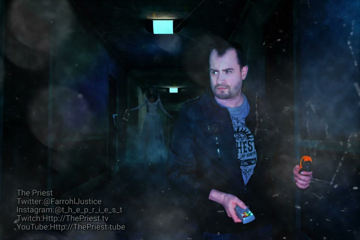 FarrohlJustice's tweet photo. #Repost of my #Phasmophobia inspired pictures since i am really hyped for the new update👻😀

See it on my Twitch and Youtube as soon as it is out 

https://t.co/2UXirbijTr
https://t.co/5q2uvKthXr

#streamer #gamer #ghostevent #ghosthunt https://t.co/zGVaUV3t6N