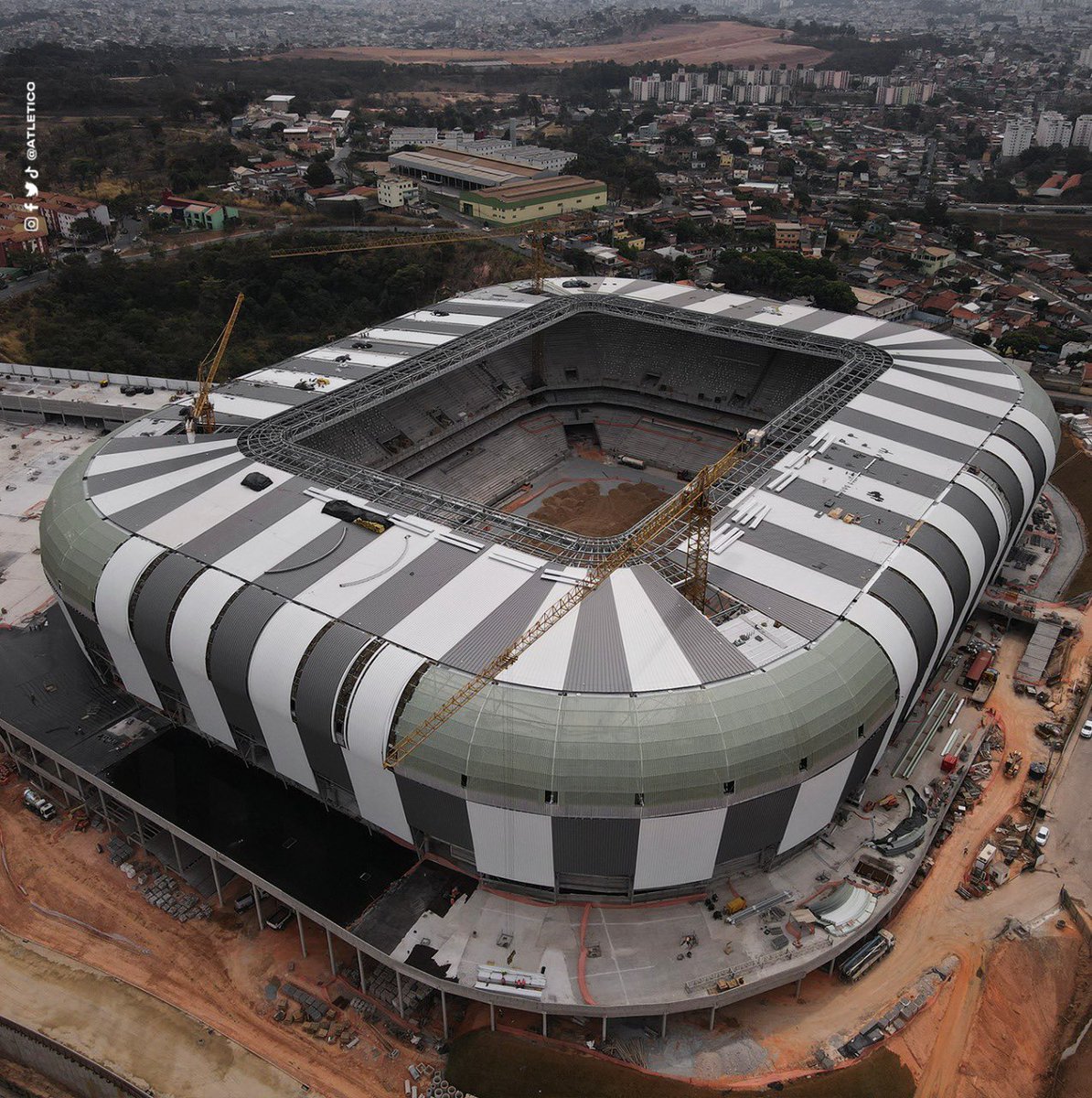 Atletico's tweet photo. Oh trem que tá ficando bonito, sô! @arenamrv 😍🏟️ https://t.co/cc4qIbmQbi