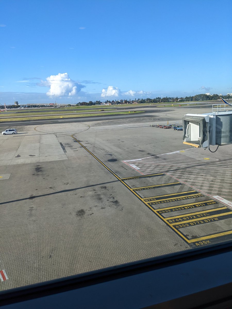 First international trip for my PhD. Heading over to the Canadian Light Source in Saskatoon for some x-ray absorption spectroscopy measurements.