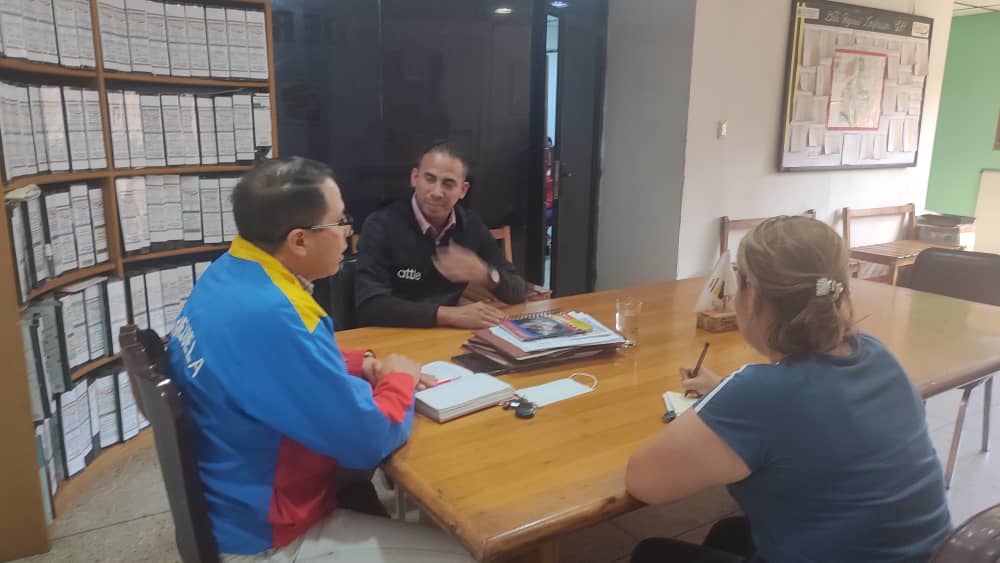 #06Sept Recibí la visita del Dr. Geovanny González Director del <a href="/TachInces1/">INCES TÁCHIRA</a> para articular trabajo en conjunto relacionado con la formación en nuevas tecnologías y el trabajo con <a href="/TachiraEconDig/">Tachira Economía Digital</a> y la Dirección de Sistemas e Informática de la <a href="/Gob_Tachira/">Gobernación del estado Táchira</a> 
<a href="/FreddyBernal/">Freddy Bernal</a>