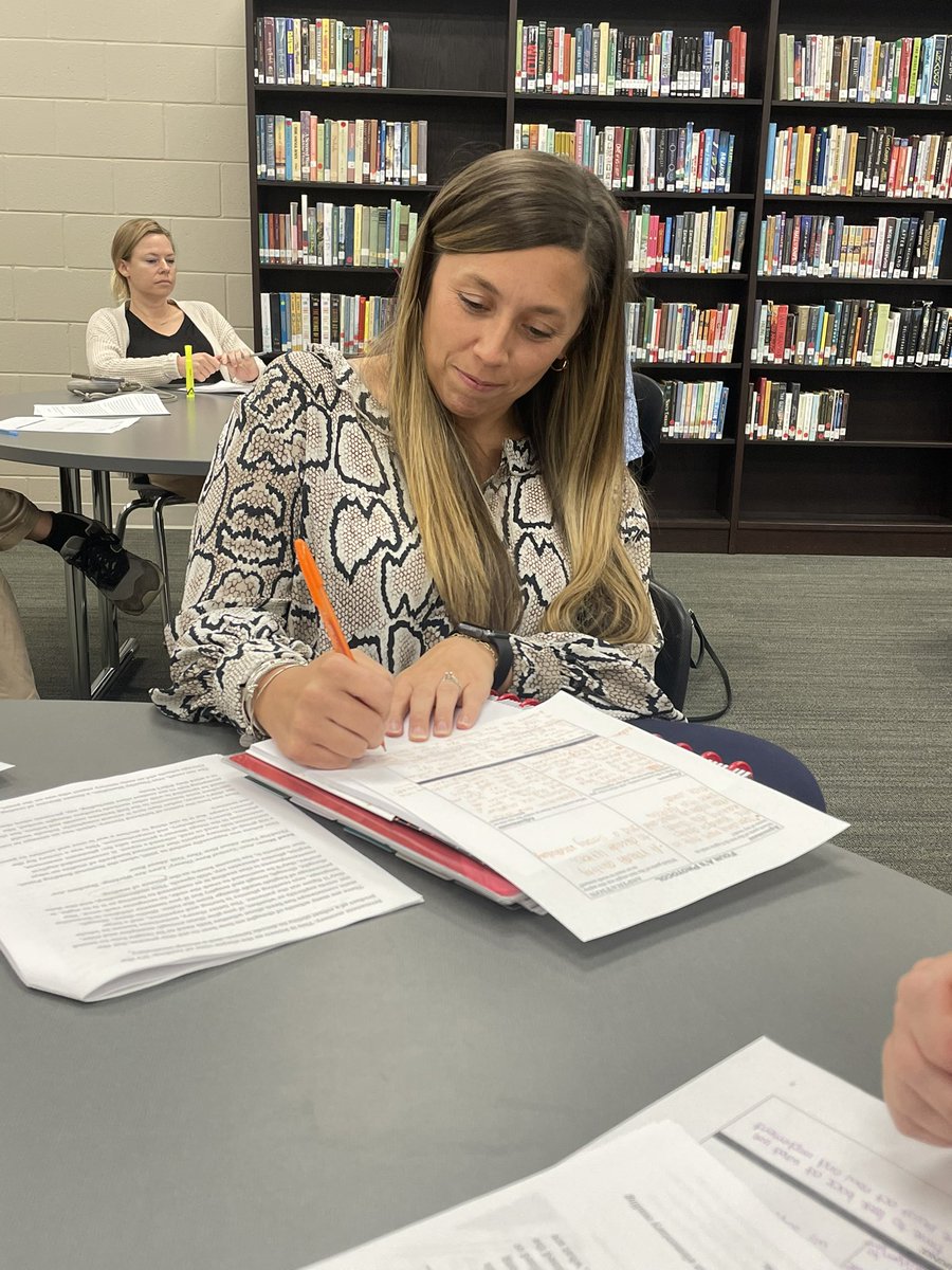 Rachel Graves tweet media