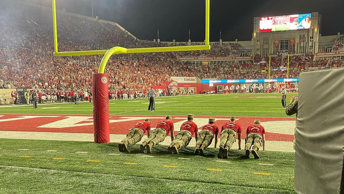 Gimme some more of that <a href="/IndianaFootball/">Indiana Football</a> 😤 #indianauniversity #iuishome #bisonbattalion #hailbison 🔴⚪️🦬