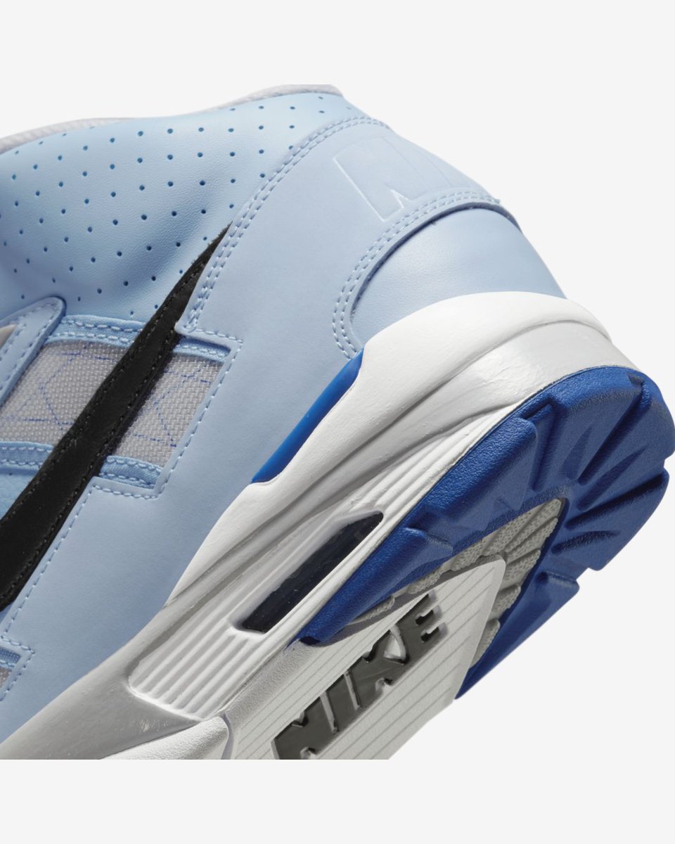 J23app's tweet photo. Nike Air Trainer SC High "Kansas City Royals" sizes 7.5-10, 11-13 on Foot Locker

Link -> https://t.co/A1gELbmg6V https://t.co/W9FGGBkcSF