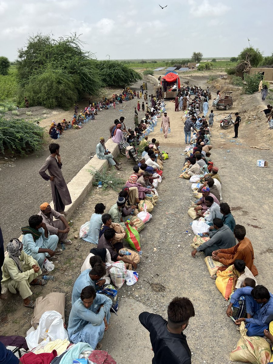 Saadriazkagdi's tweet photo. Alhamdulillah covered Balochistan (Bella &amp; Uthal), Thatta, &amp; Khairpur (PirJogoth)

Covered 1000 families Alhamdulillah! 

Please remember me &amp; my family in your prayers.

Thank-you, @shafaywahidi &amp; @rha_pakistan for your support.

#FloodsInPakistan #Helpchangetheworld https://t.co/iBCwQ4jO2B