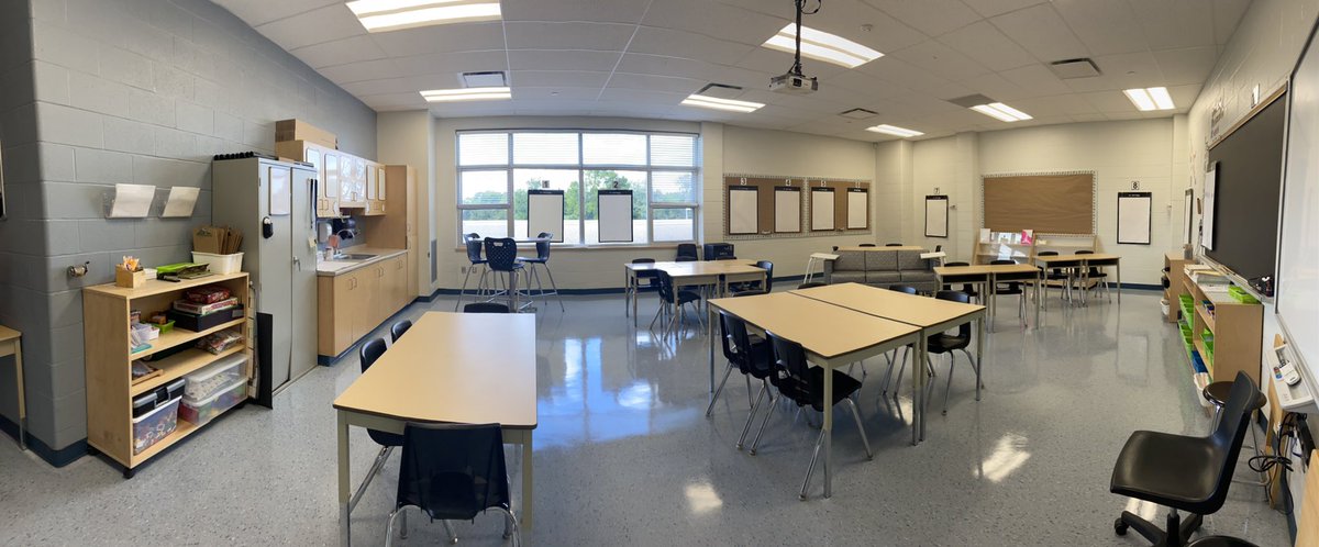roobroeckv's tweet photo. Set and ready to go for another year!! Let’s go Wolves! #Grade8 #TeachingPartners @AKnflk 
@WPSTillsonburg @doubtwright  @IsaakDyck https://t.co/uwEpngnU79