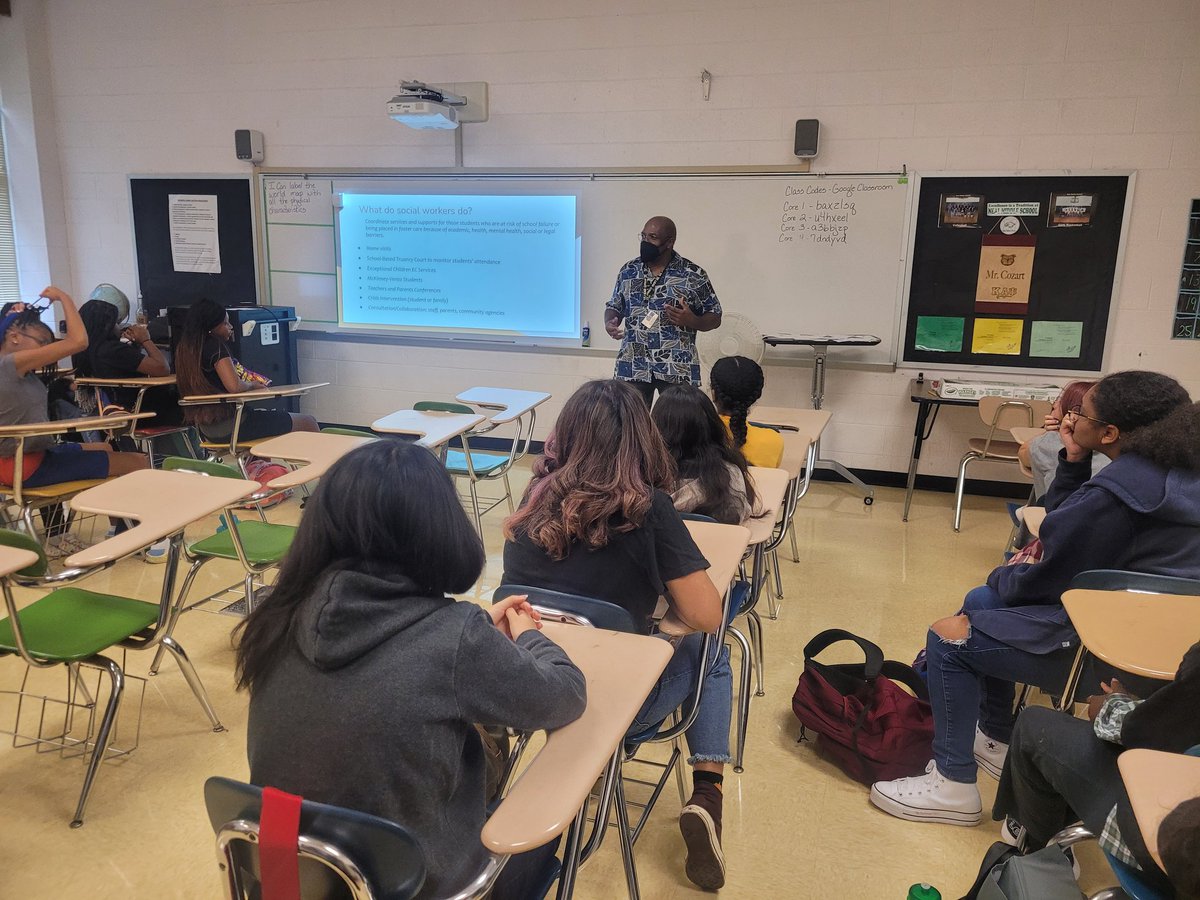 Loved getting to collaborate with our school social worker, Mr. Phillips, as we (re)introduced ourselves to the Doves and led a conversation and activity about teamwork. Lots of engagement, thought, encouragement, and cheering happened in that room--and I LOVED it!