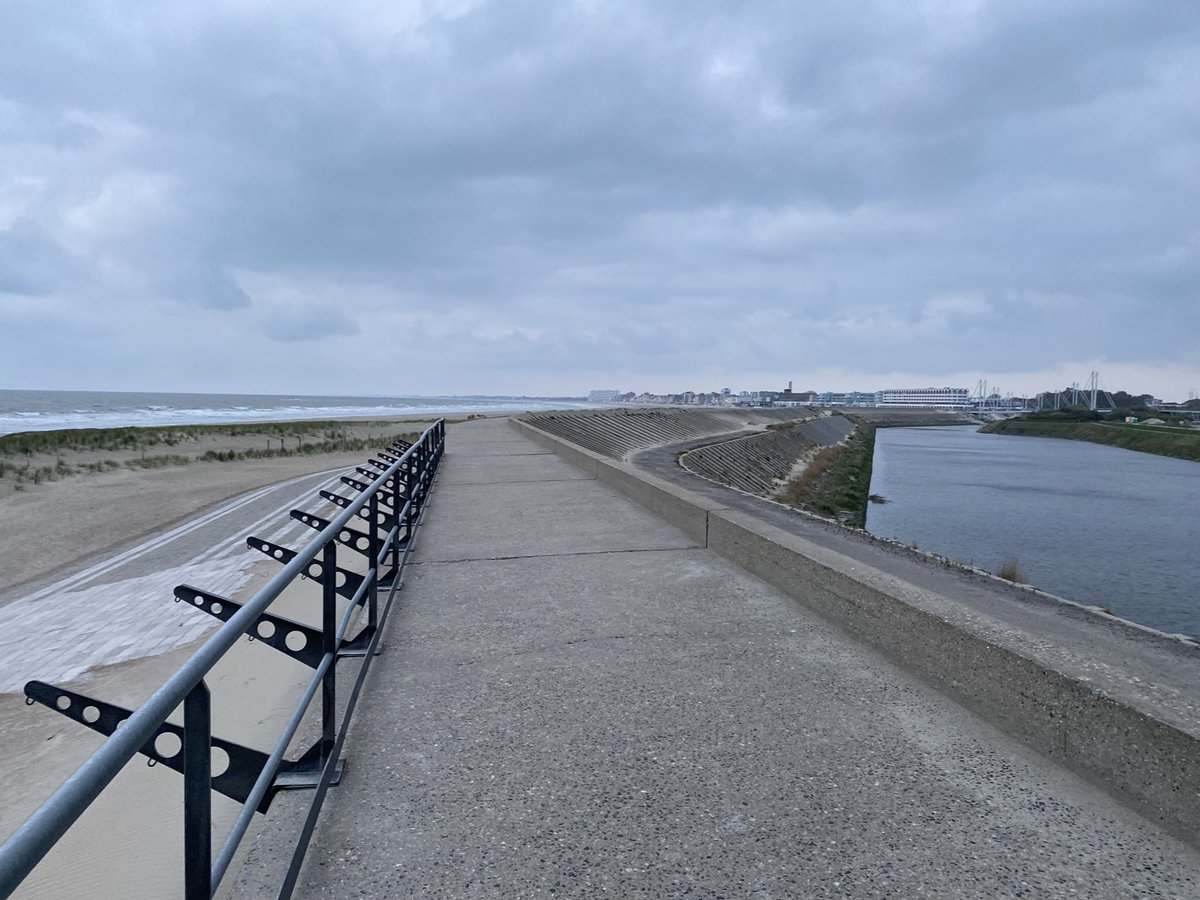 DdayGeek's tweet photo. 4 weeks today & I will be living the dream 😊 @BBTLLP #dunkirk #WW2 #Braydunes #miracleofdunkirk #littleships #dunkirkmole #bef https://t.co/EnBGa8OmBu