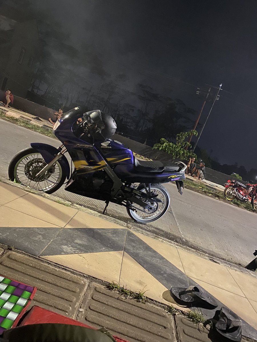 Yang tua lebih asik #2stroke #hondansr150